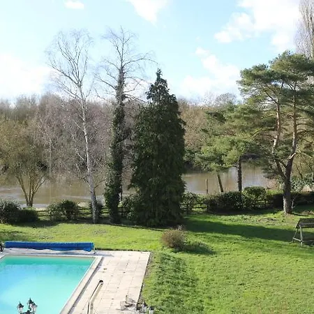 Logis Le Port Saint Aubin 2* Morannes sur Sarthe-Daumeray