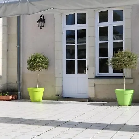 Logis Le Port Saint Aubin 2* Morannes sur Sarthe-Daumeray